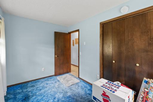 1813 209th Court NE, Cedar, MN 55011