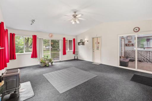 1813 209th Court NE, Cedar, MN 55011