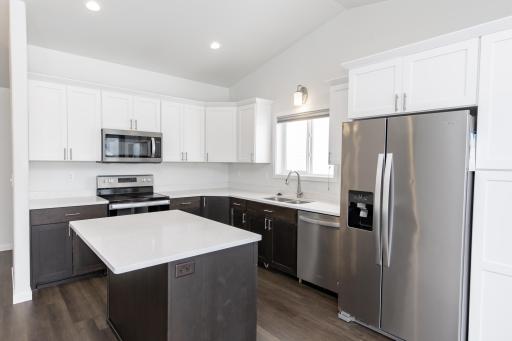 1234 27 Avenue W, West Fargo, ND 58078