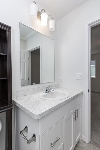 1234 27 Avenue W, West Fargo, ND 58078