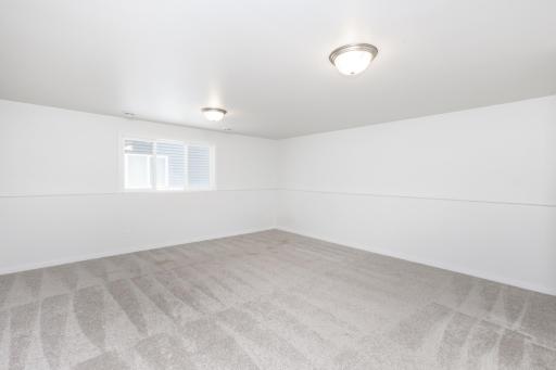 1234 27 Avenue W, West Fargo, ND 58078