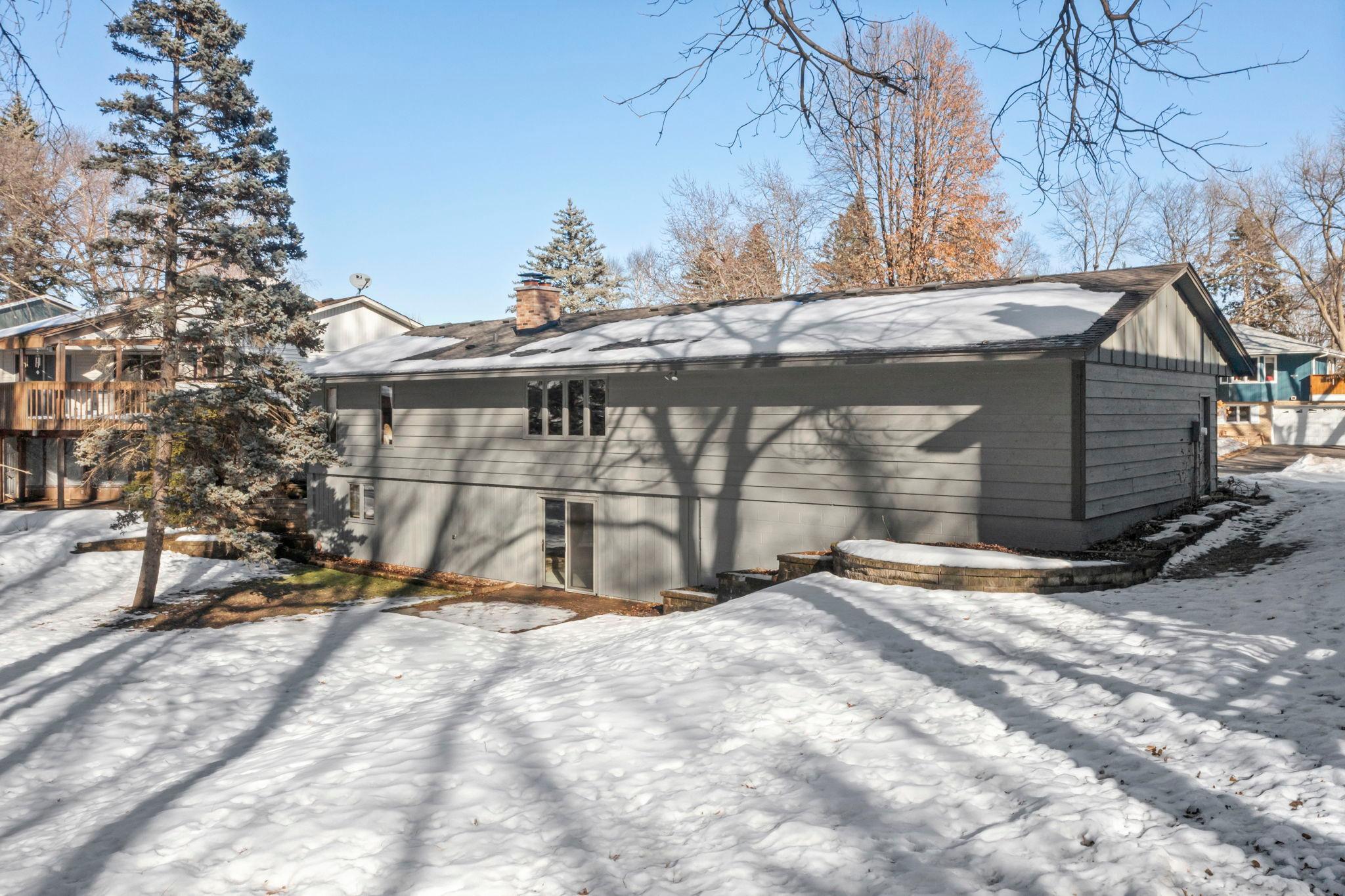 Fabulous walkout lower level.