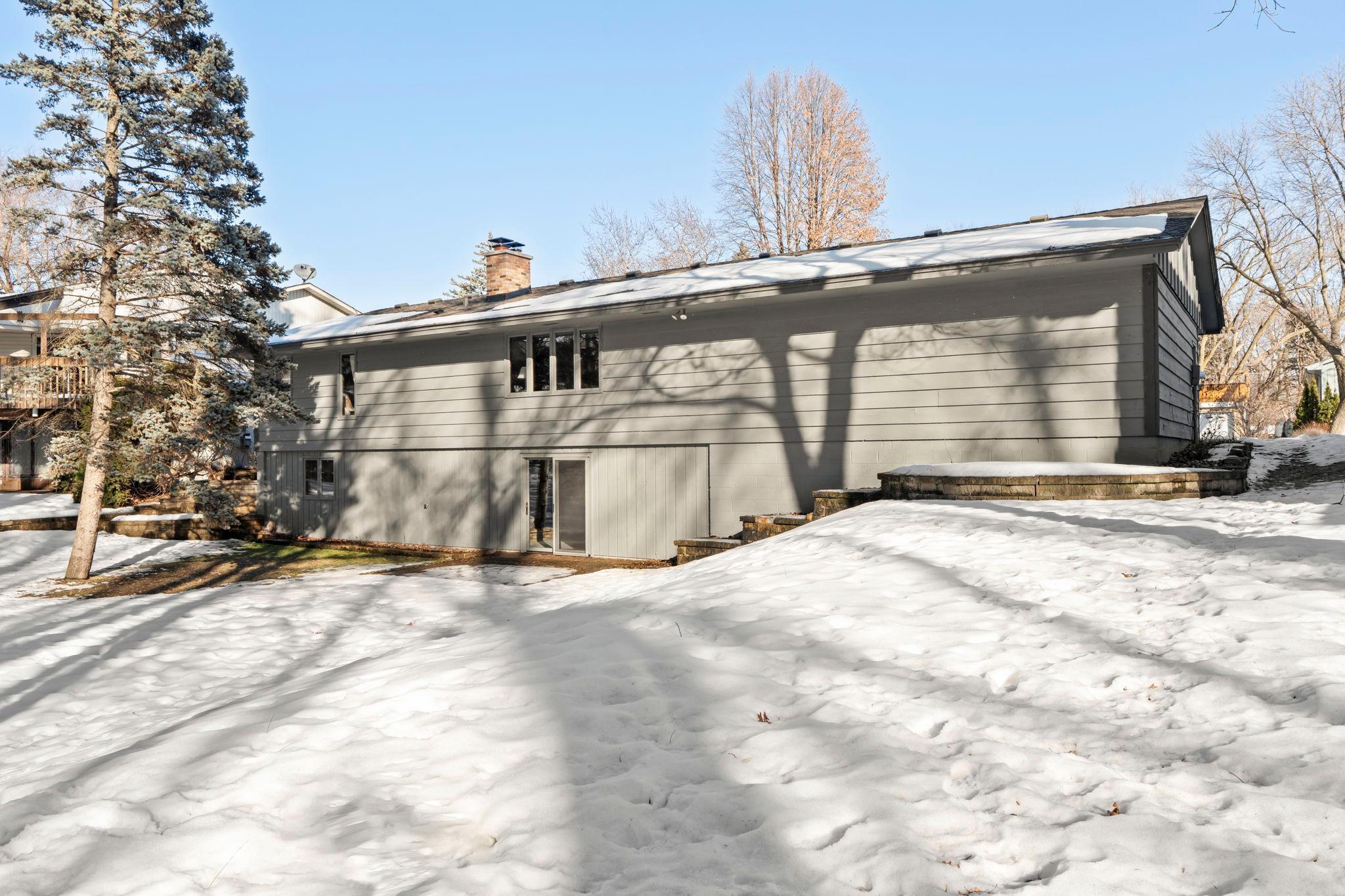 Fabulous walkout lower level.