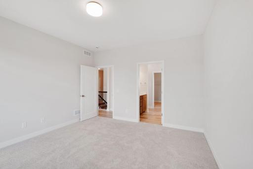 1264 Compton Avenue, River Falls, WI 54022