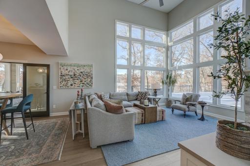 12 Forest Trail, Saint Paul, MN 55115