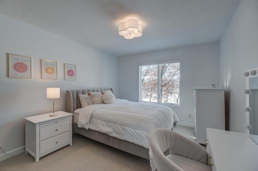 12 Forest Trail, Saint Paul, MN 55115