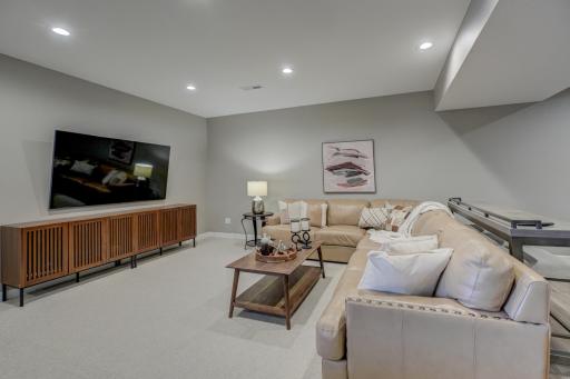 12 Forest Trail, Saint Paul, MN 55115