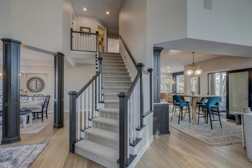 12 Forest Trail, Saint Paul, MN 55115