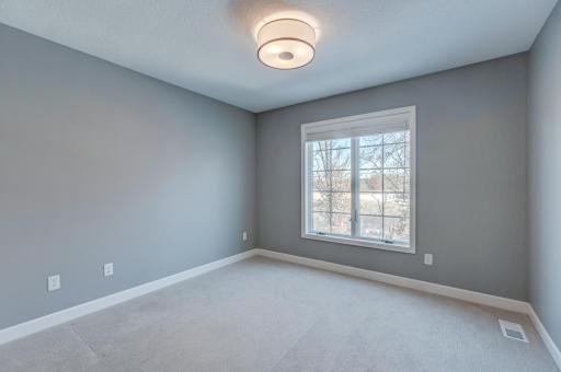 12 Forest Trail, Saint Paul, MN 55115