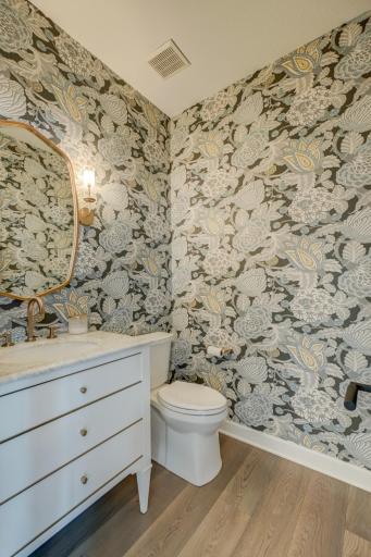 12 Forest Trail, Saint Paul, MN 55115