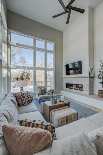 12 Forest Trail, Saint Paul, MN 55115
