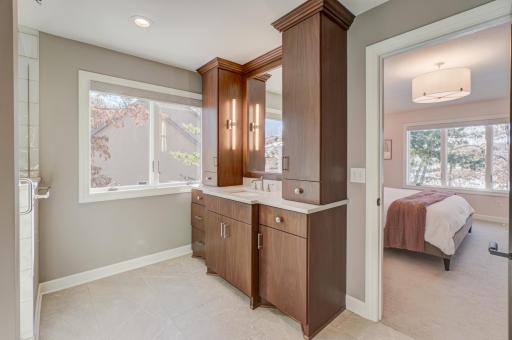 12 Forest Trail, Saint Paul, MN 55115