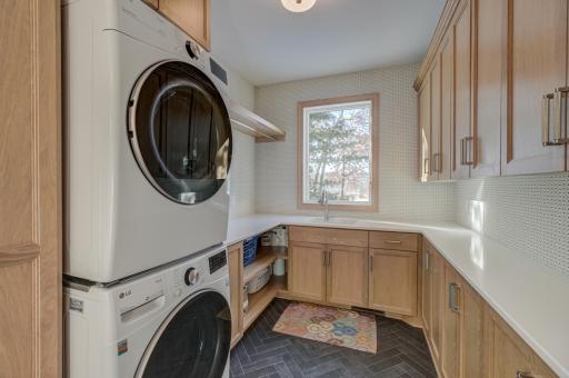 12 Forest Trail, Saint Paul, MN 55115