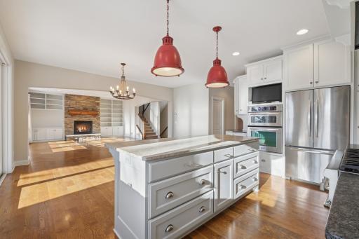 7001 W 175th Avenue, Eden Prairie, MN 55346