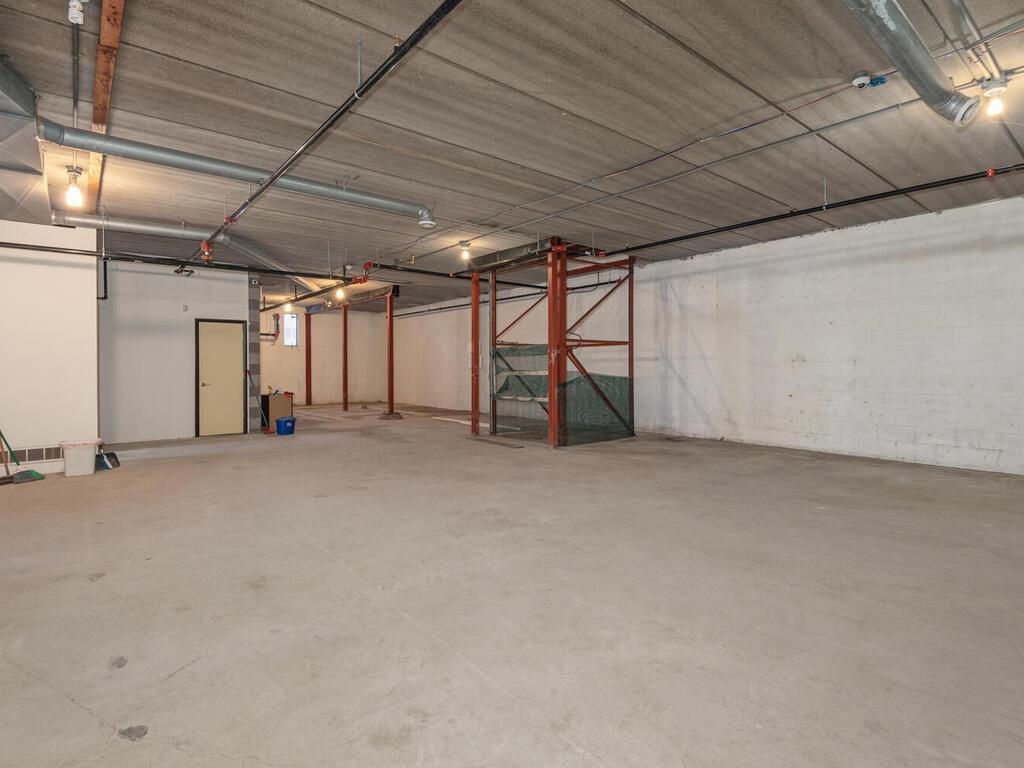 Expansive lower level warehouse area.