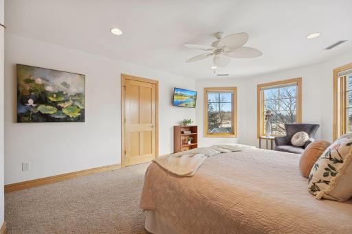 22620 Hayward Avenue N, Forest Lake, MN 55025