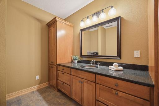 22620 Hayward Avenue N, Forest Lake, MN 55025