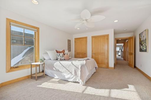 22620 Hayward Avenue N, Forest Lake, MN 55025