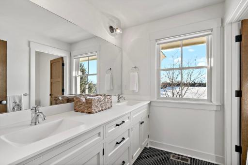 12388 Keller Avenue N, Hugo, MN 55038