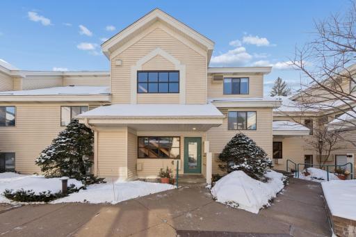 Photo for 7606 York Avenue S, 7208, Minneapolis, MN 55435 - listing #7016170 7606 York Avenue S, 7208, Minneapolis, MN 55435