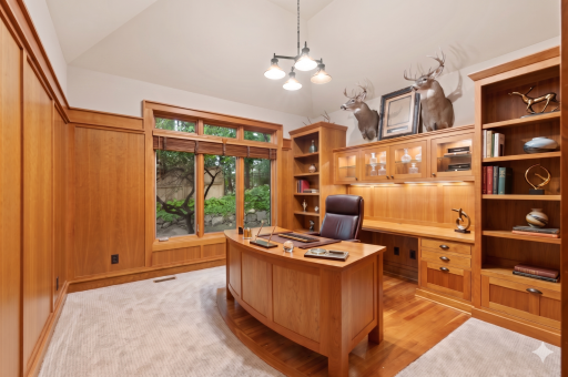 19750 Muirfield Circle, Excelsior, MN 55331