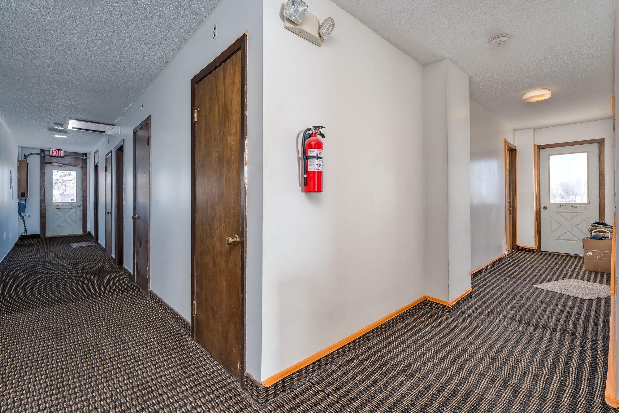 19-web-or-mls-10-1st-ave-nw.jpg