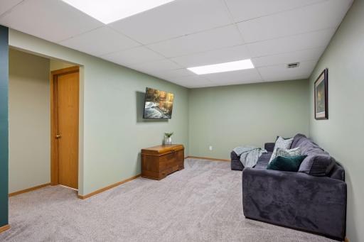 5507 Sunset Circle, Rockford, MN 55373