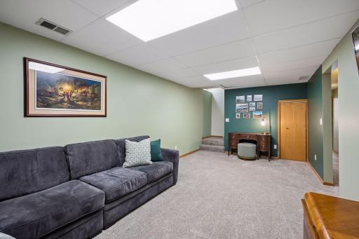 5507 Sunset Circle, Rockford, MN 55373