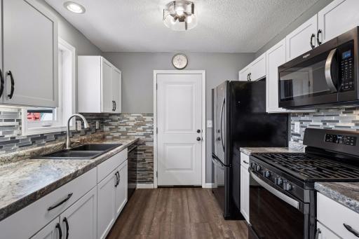 5507 Sunset Circle, Rockford, MN 55373