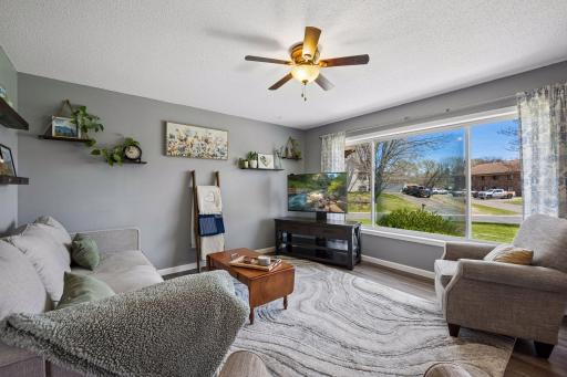 5507 Sunset Circle, Rockford, MN 55373