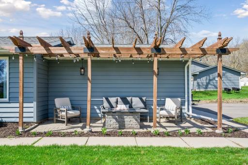 5507 Sunset Circle, Rockford, MN 55373