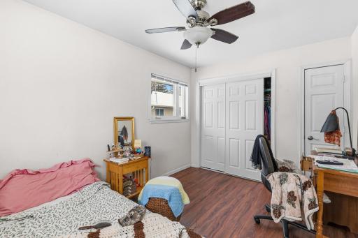 2633 Division Street N, Saint Paul, MN 55109