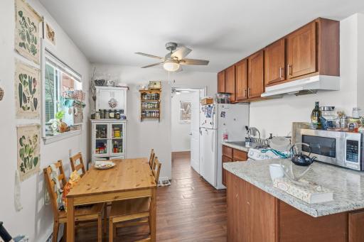 2633 Division Street N, Saint Paul, MN 55109