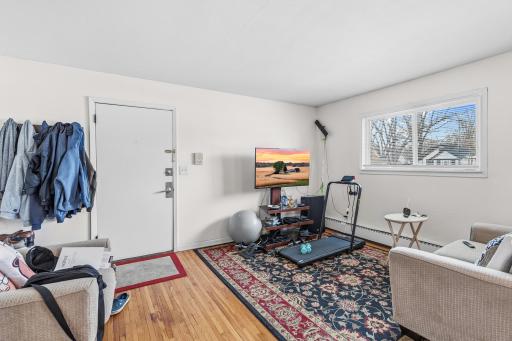 2633 Division Street N, Saint Paul, MN 55109