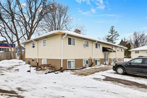 2633 Division Street N, Saint Paul, MN 55109