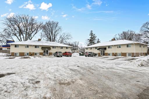 2633 Division Street N, Saint Paul, MN 55109