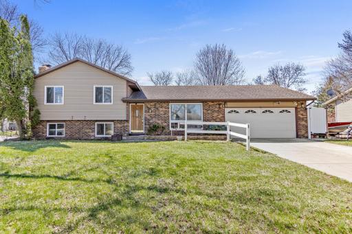 8429 66th Street S, Cottage Grove, MN 55016