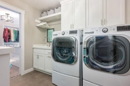 5617 Abbott Avenue S, Minneapolis, MN 55410