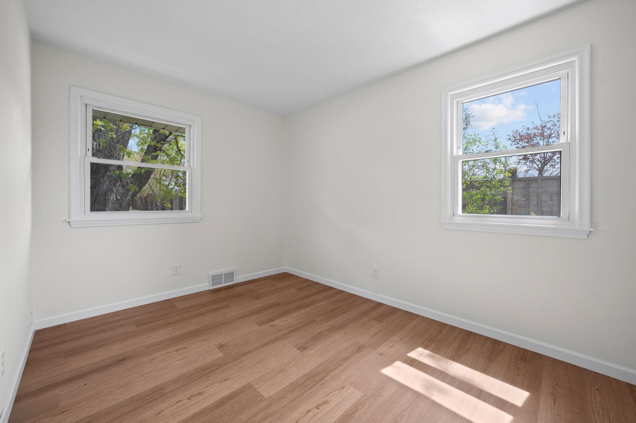 39-web-or-mls-7638 14th Ave S-39.jpg