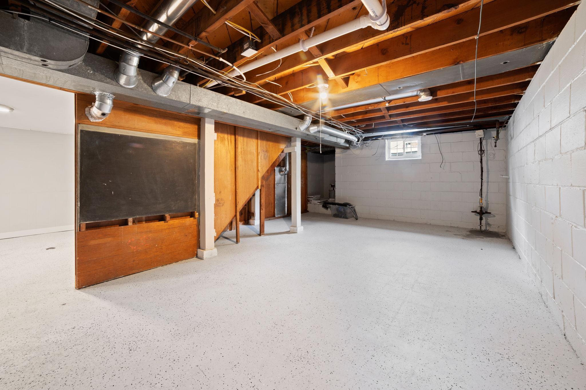 50-web-or-mls-7638 14th Ave S-50.jpg