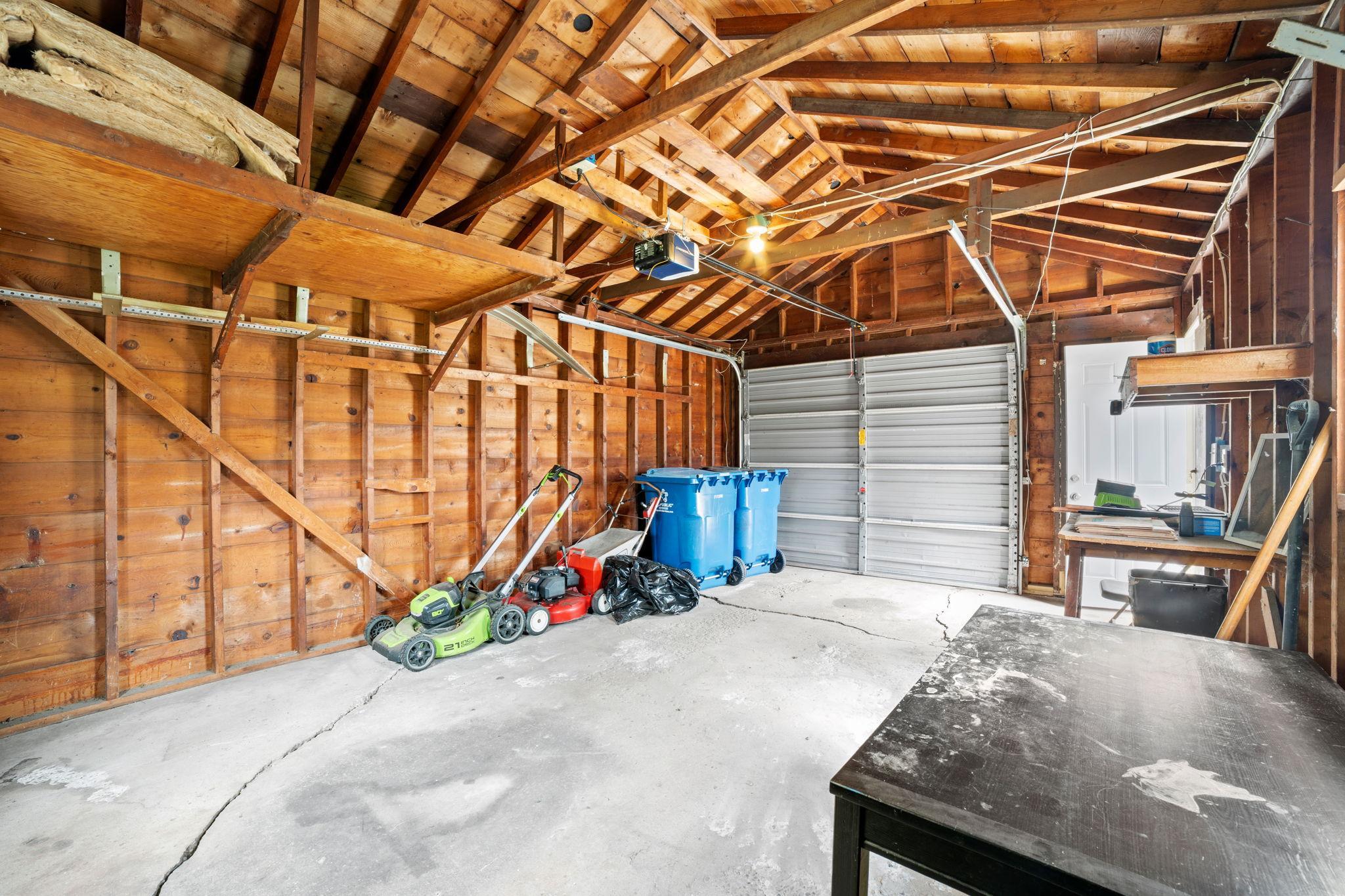 57-web-or-mls-7638 14th Ave S-57.jpg