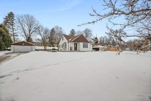 960 Jefferson Street SE, Hutchinson, MN 55350