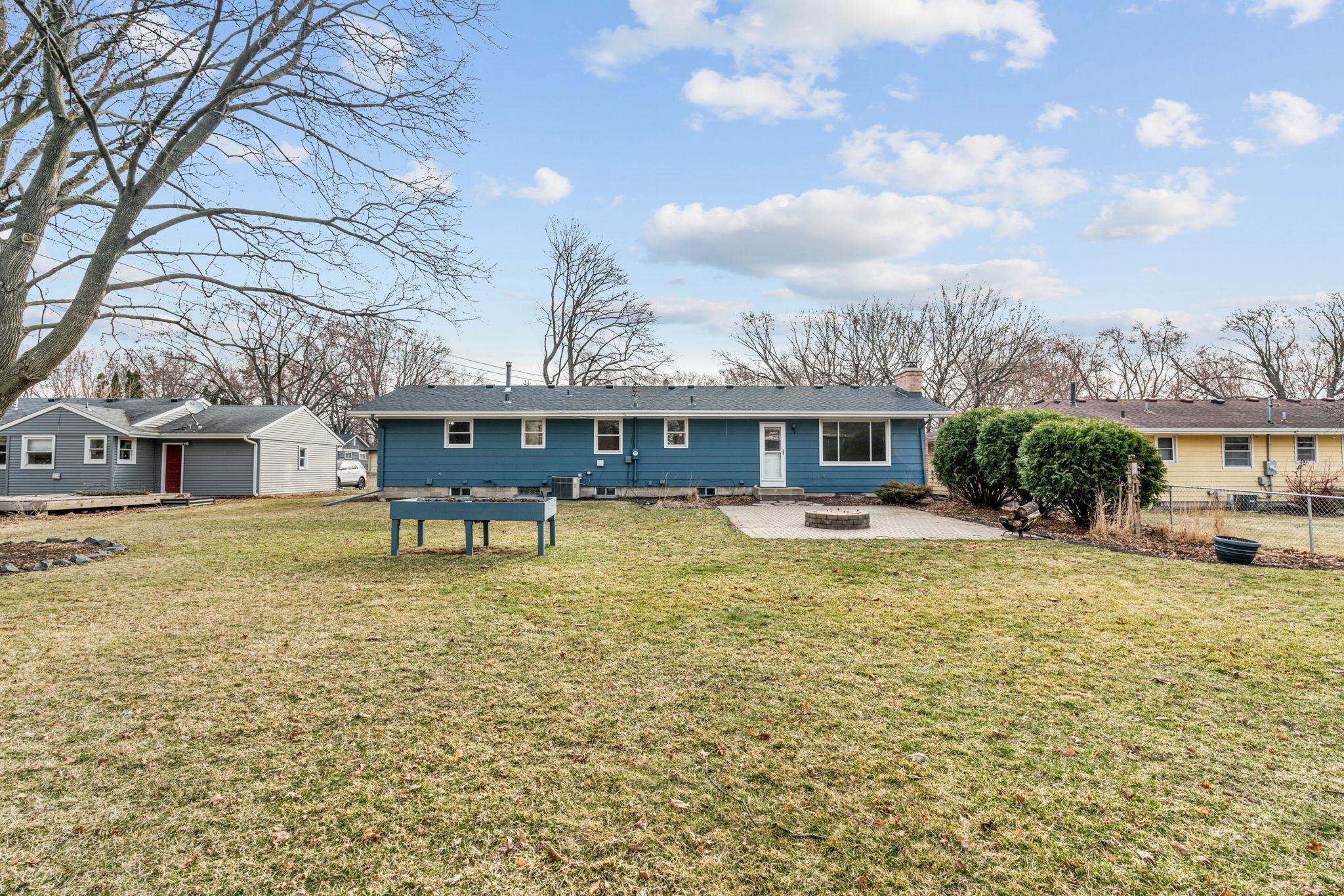 8-web-or-mls-4033 Kentucky Ave N-8.jpg