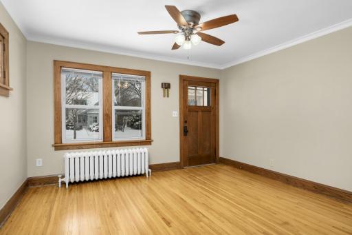 4025 42nd Avenue S, Minneapolis, MN 55406