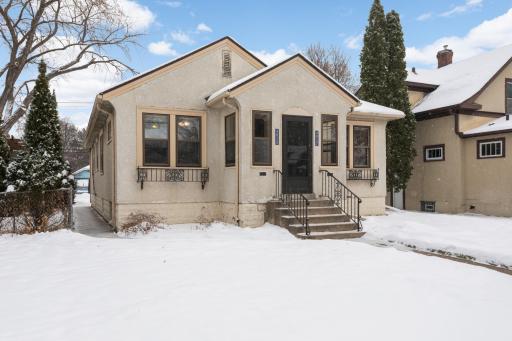 4025 42nd Avenue S, Minneapolis, MN 55406