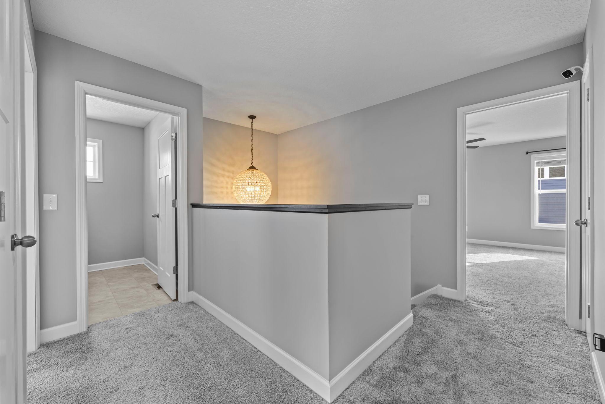 51-web-or-mls-7201 Lasalle Ave NE-138.jpg