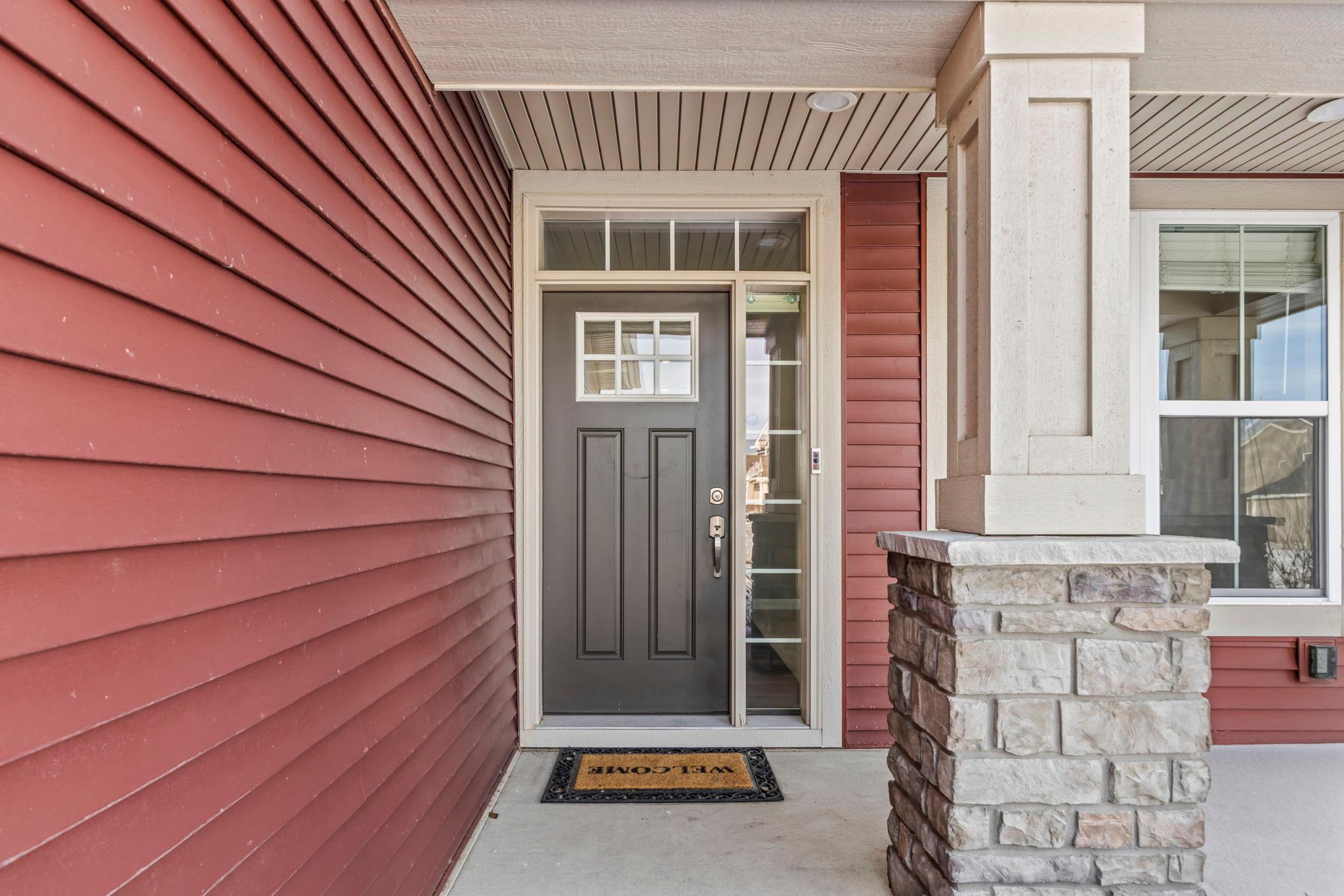 13-web-or-mls-7201 Lasalle Ave NE-192.jpg