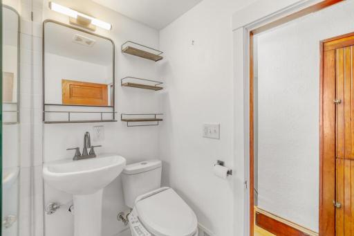 2718 Sheridan Avenue N, Minneapolis, MN 55411