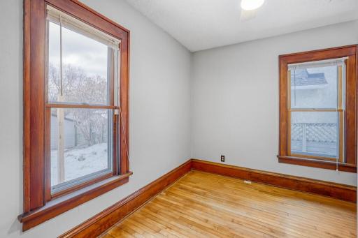 2718 Sheridan Avenue N, Minneapolis, MN 55411