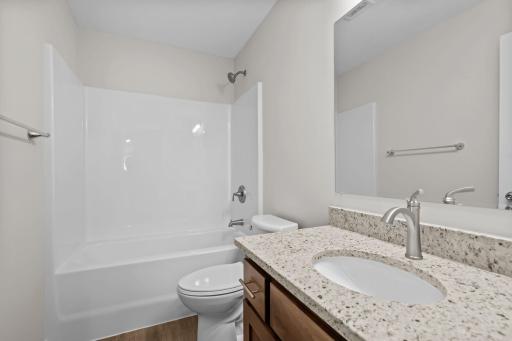 720 Cherrywood Lane NE, Isanti, MN 55040
